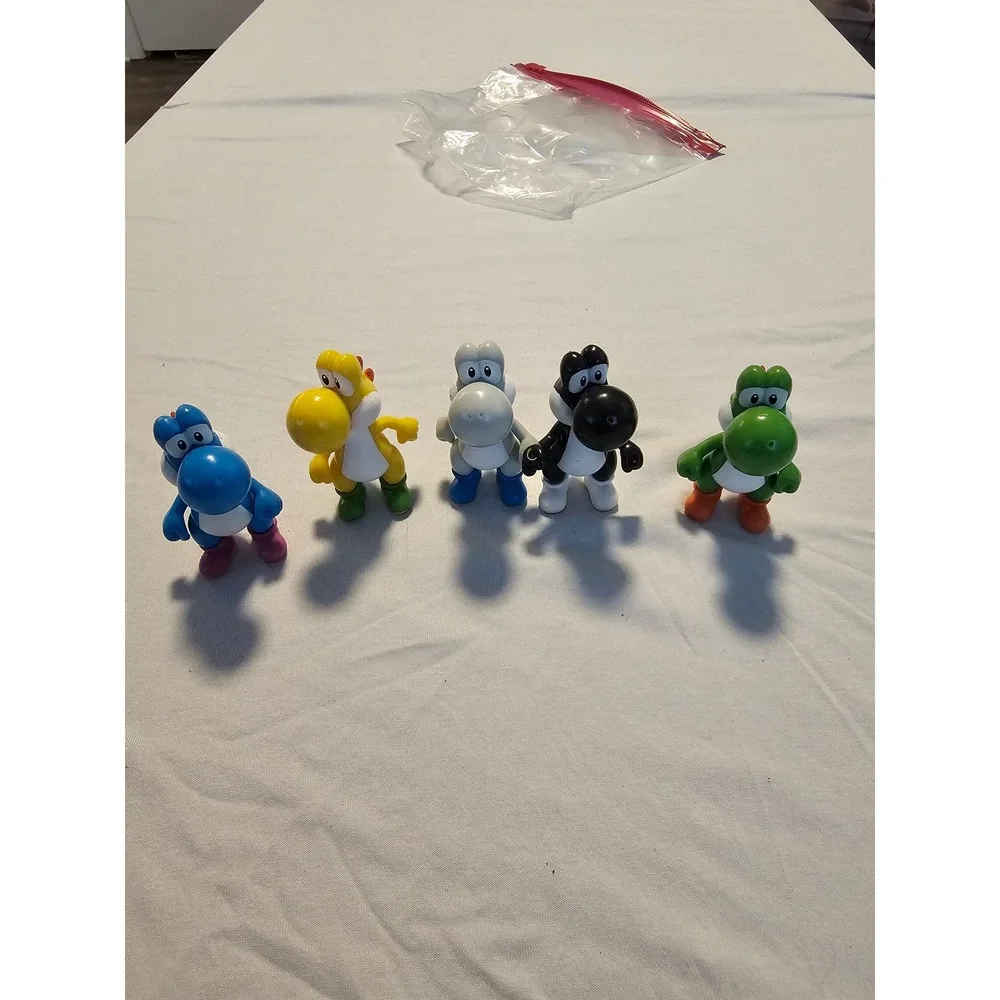 Nintendo‎ Super Mario Yoshi Action Figure Set Jakks Pacific Multi Color 5pc 2.5